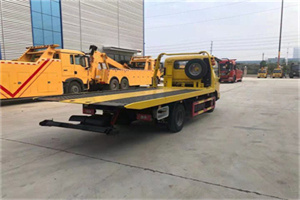 科尔沁右翼中旗非事故拖车