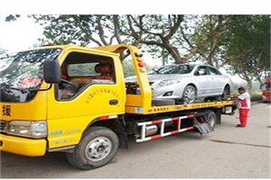 科尔沁右翼中旗附近24小时汽车拖车服务热线